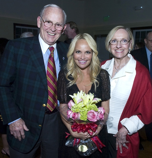 Photo Flash: Chenoweth Charms At Westport Country Playhouse Image