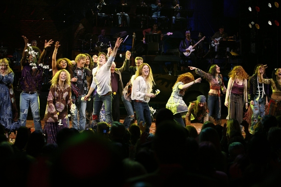 Photo Coverage: 'The Sun Shines In' HAIR Returns to Broadway - Opening Curtain Call! Image