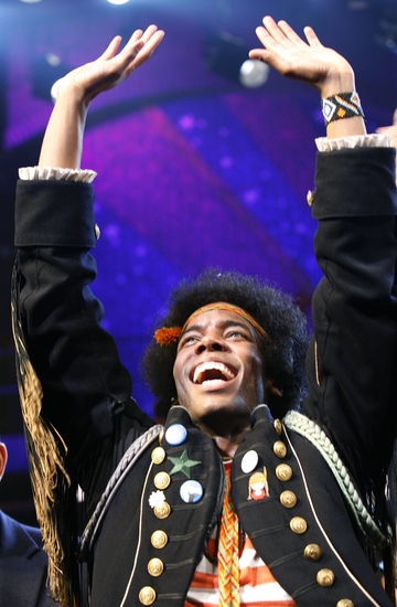 Photo Coverage: 'The Sun Shines In' HAIR Returns to Broadway - Opening Curtain Call! Image