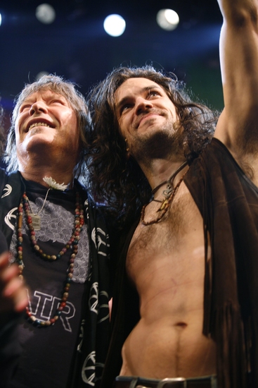 Photo Coverage: 'The Sun Shines In' HAIR Returns to Broadway - Opening Curtain Call! Image