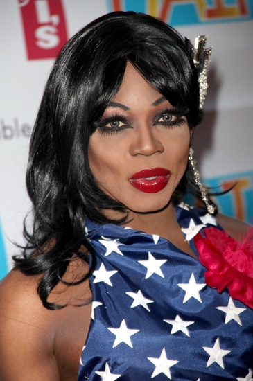 Photo Coverage: HAIR Opening Arrivals Part One Image