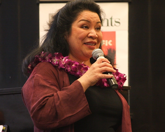 Photo Coverage: Mitzi Gaynor Celebrates SOUTH PACIFIC at Barnes & Noble Image