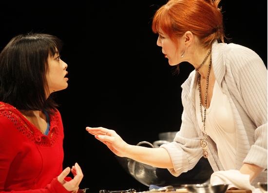 Photo Flash: GHOSTWRITTEN At Goodman Theatre 4/4 - 5/3 Image