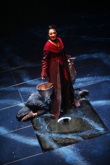 Photo Flash: GHOSTWRITTEN At Goodman Theatre 4/4 - 5/3 Image