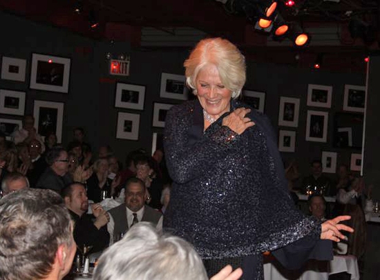 Photo Flash: Linda Lavin Brings 'MOMENTS LIKE THIS' To Birdland Image