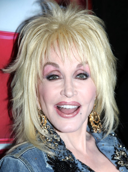 Photo Coverage: Dolly Parton Surprises The Fans At '9 To 5: THE MUSICAL' Image