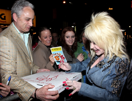 Photo Coverage: Dolly Parton Surprises The Fans At '9 To 5: THE MUSICAL' Image