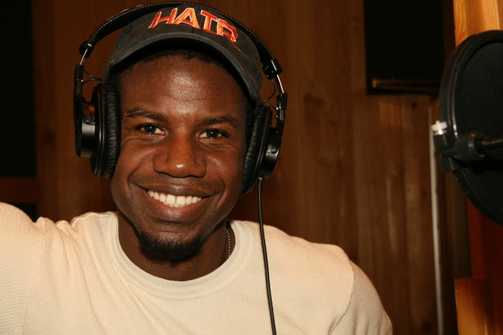 Photo Flash: The Cast of 'HAIR' Goes on the Record! Image