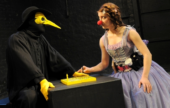 Photo Flash: RED NOSES At Strawdog Theater Co 