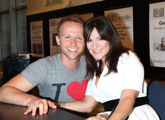 Photo Coverage: Shoshana Bean Sings 'SUPERHERO' at Barnes & Noble Image