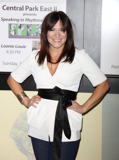 Photo Coverage: Shoshana Bean Sings 'SUPERHERO' at Barnes & Noble Image