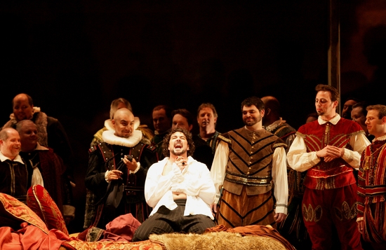 Photo Flash: Houston Grand Opera's RIGOLETTO Image