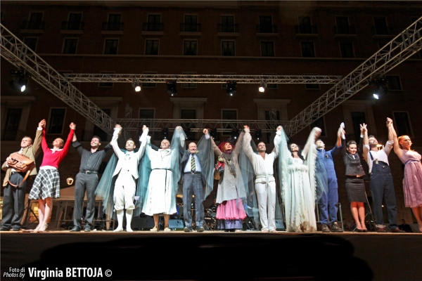 Tutto il cast: Giancarlo Teodori, Valentina Gullace, Enrico D'Amore, Cristian Ruiz, L Photo