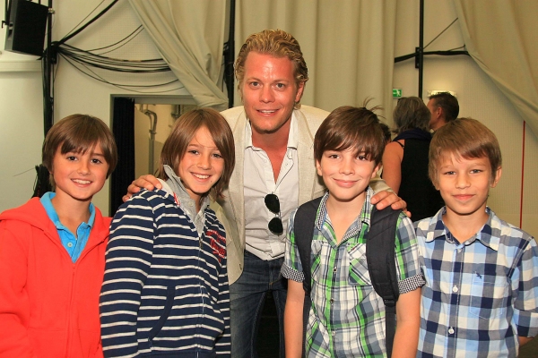 Photo Coverage: Offizieller Probenstart für das Ensemble des Musicals ELISABETH Image