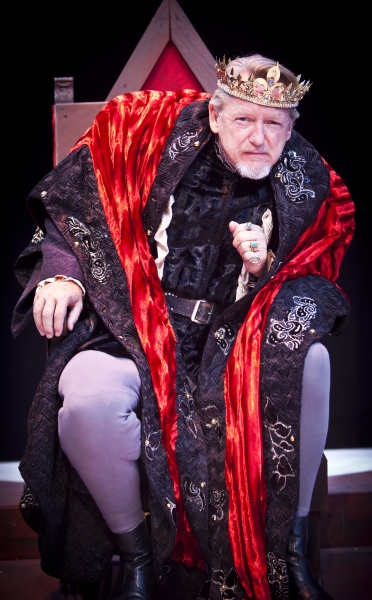 Photo Flash: First Look at John Walcutt and More in Shakespeare Orange County's RICHARD III Image