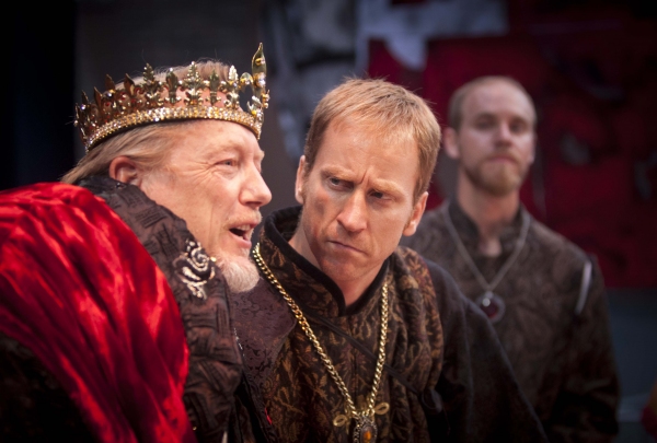Photo Flash: First Look at John Walcutt and More in Shakespeare Orange County's RICHARD III Image