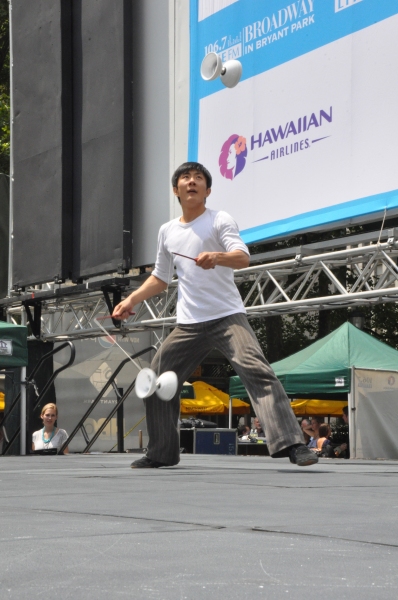 Photo Coverage: FANTASTICKS, VOCA PEOPLE, and More Play Broadway In Bryant Park! Image