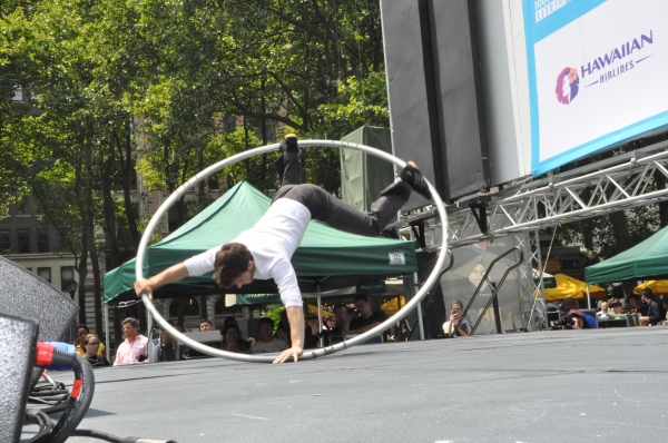 Photo Coverage: FANTASTICKS, VOCA PEOPLE, and More Play Broadway In Bryant Park! 