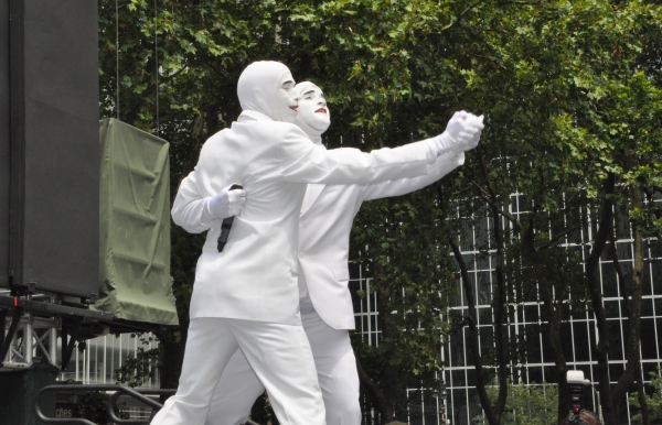 Photo Coverage: FANTASTICKS, VOCA PEOPLE, and More Play Broadway In Bryant Park! Image