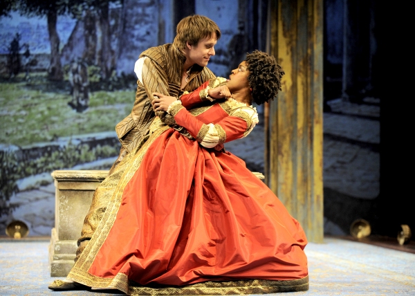 Photo Flash: Sneak Peek at Matt Mueller and Ericka Ratcliff in CST's TAMING OF THE SHREW, Opening 7/29 Image