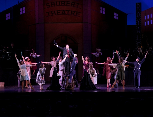 Photo Flash: Jesse Tyler Ferguson, Richard Kind & More in THE PRODUCERS at The Hollywood Bowl, Part 1! Image