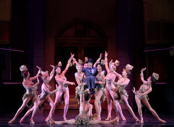 Photo Flash: Jesse Tyler Ferguson, Richard Kind & More in THE PRODUCERS at The Hollywood Bowl, Part 1! Image