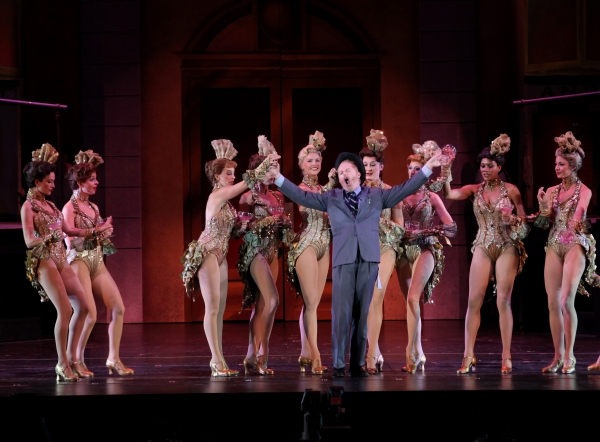 Photo Flash: Jesse Tyler Ferguson, Richard Kind & More in THE PRODUCERS at The Hollywood Bowl, Part 1! Image