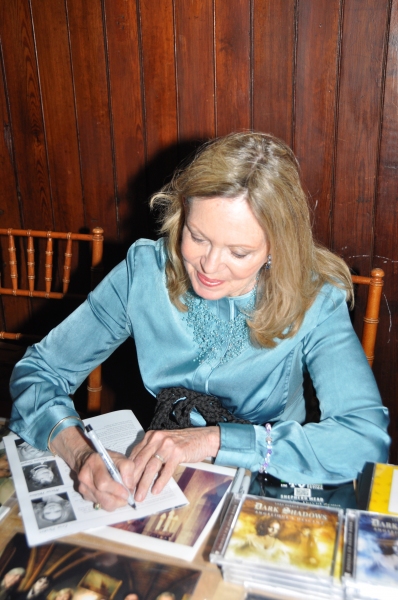 Photo Coverage: Kathryn Leigh Scott, Lara Parker, and More at Dark Shadows Weekend! Image