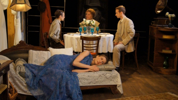 Photo Flash: First Look at Jacqueline Grandt, Ryan Heindl & More in Redtwist's THE GLASS MENAGERIE Image