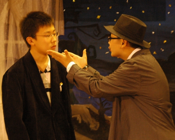 Photo Flash: Beijing Playhouse's SHERLOCK HOLMES AND THE HOUND OF THE BASKERVILLES Image