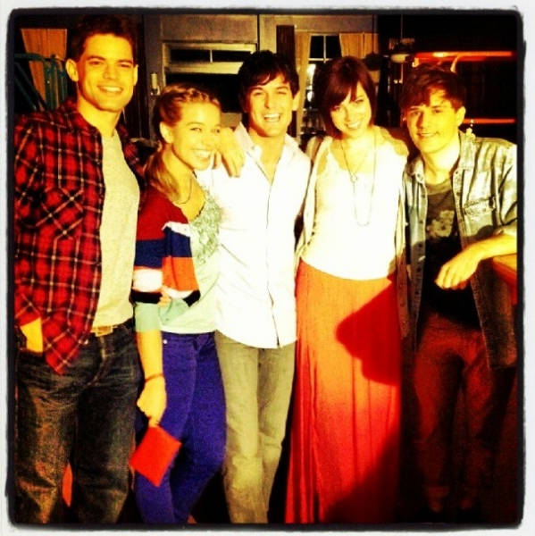 Jeremy Jordan, Savannah Wise, Wesley Taylor and Krysta Rodriquez reunite on the set o Photo