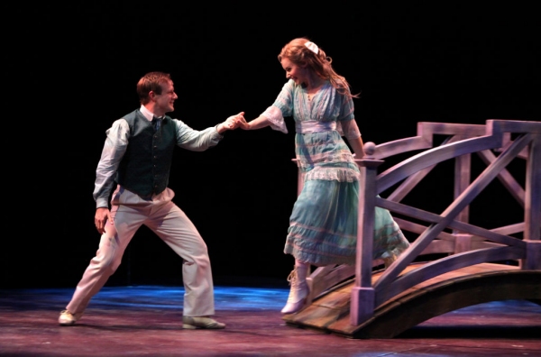 Photo Flash: First Look at Patrick Cassidy, Shirley Jones and More in Music Circus' THE MUSIC MAN Image