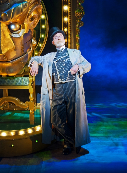 Photo Flash: First Look at Keith Bartlett as The Wizard in WICKED! Image