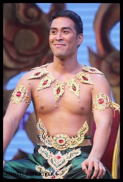 Photo Flash: More Photos from THE KING AND I Press Launch Image