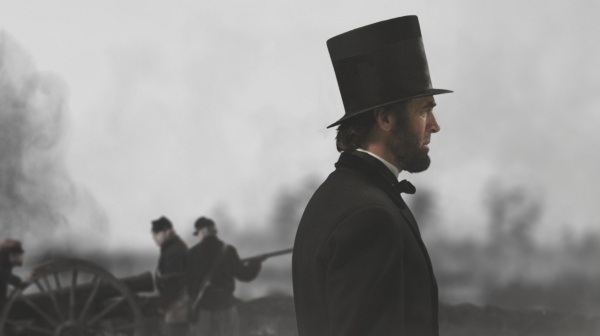 Photo Flash: First Look at SAVING LINCOLN, Starring Tom Amandes 
