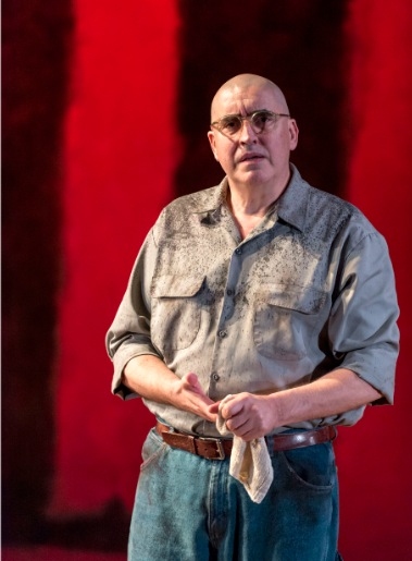 Photo Flash: First Look at Jonathan Groff and Alfred Molina in RED at the Mark Taper Forum! Image