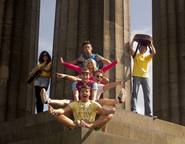 Photo Flash: First Look at DEPARTURE LOUNGE at Edinburgh Fringe Image