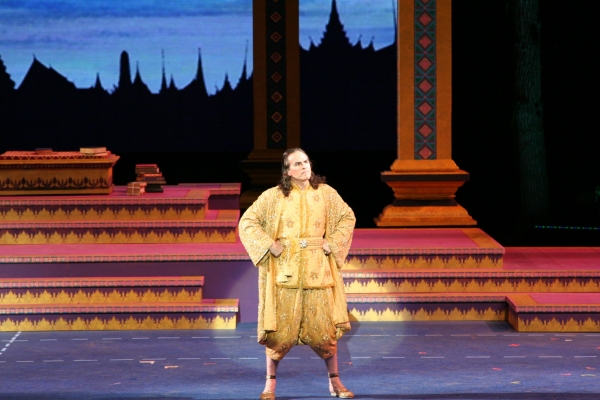 Photo Flash: First Look at Laura Michelle Kelly, Kevin Gray in the Muny's THE KING AND I Image