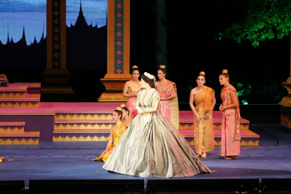 Photo Flash: First Look at Laura Michelle Kelly, Kevin Gray in the Muny's THE KING AND I Image