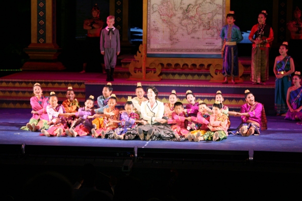Photo Flash: First Look at Laura Michelle Kelly, Kevin Gray in the Muny's THE KING AND I Image