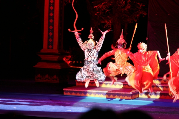 Photo Flash: First Look at Laura Michelle Kelly, Kevin Gray in the Muny's THE KING AND I Image