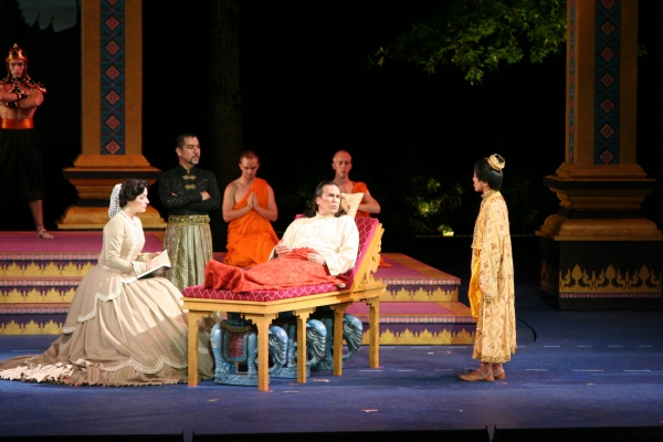 Photo Flash: First Look at Laura Michelle Kelly, Kevin Gray in the Muny's THE KING AND I Image