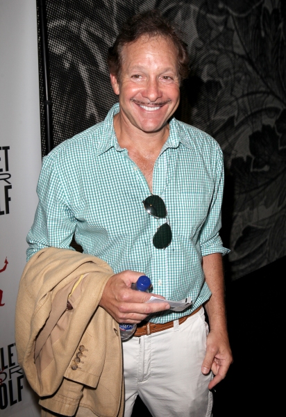 Steve Guttenberg Photo