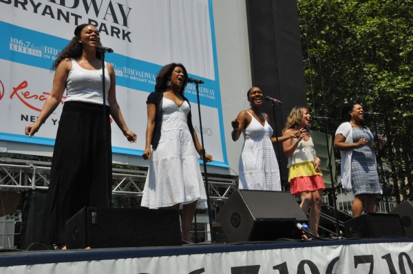 Photo Coverage: NEWSIES, REBECCA and More Perform at Broadway in Bryant Park! Image