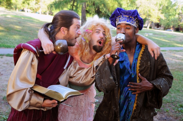 Photo Flash: Sneak Peek at Actors' Theatre's THE COMPLETE WORKS OF WILLIAM SHAKESPEARE (Abridged) 