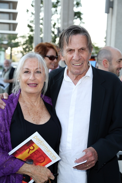 Photo Flash: Jonathan Groff and Alfred Molina-Led RED Opens in LA- Betty White, Zachary Quinto and More! Image
