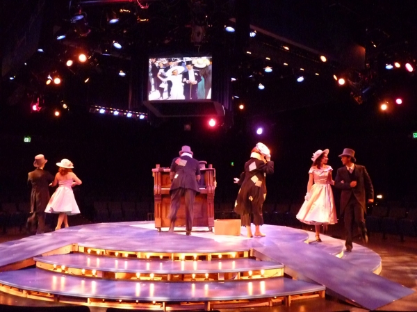 Photo Flash: First Look at Wagon Wheel Theatre's I LOVE A PIANO Image