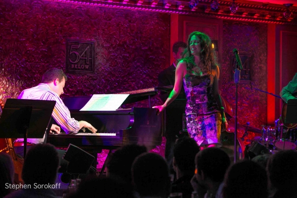 Photo Coverage: Hilary Kole Plays 54 Below! Image