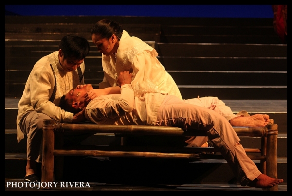 Photo Flash: On Stage with Tanghalang Pilipino's WALANG SUGAT Image