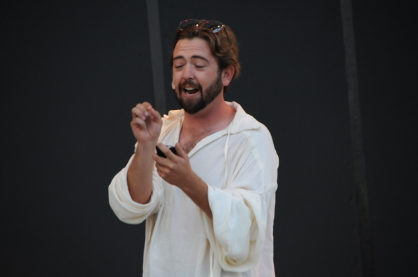 Photo Flash: First Look at Actors' Theatre's THE COMPLETE WORKS OF WILLIAM SHAKESPEARE (Abridged) Image